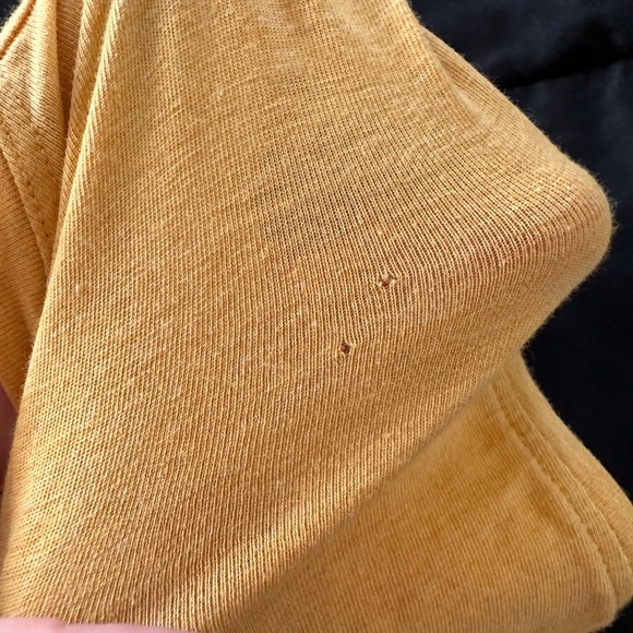 Lululemon top, size large?? Yellow tank top - Picture 4 of 5